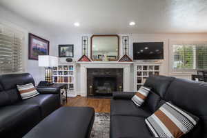 Photo 5 of 5716 S MAPLEWOOD DR