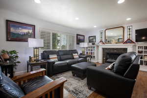 Photo 4 of 5716 S MAPLEWOOD DR