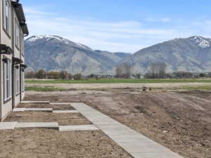 View of mountain feature
