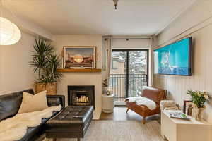 Photo 9 of 1940  PROSPECTOR AVE #420