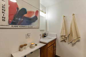 Photo 23 of 1940  PROSPECTOR AVE #420
