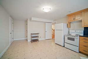 Photo 30 of 956 S CENTERVILLE COMMONS WAY