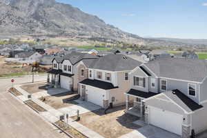 Bird's eye view with a mountain view and a residential view