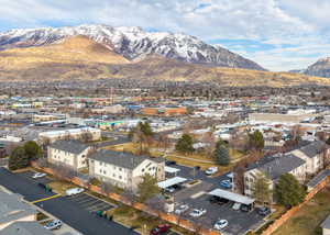 Drone / aerial view featuring a mountain view
