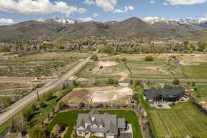Photo 12 of 1070 N INTERLAKEN DR
