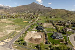 Photo 8 of 1070 N INTERLAKEN DR