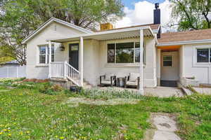 Photo 1 of 605 E 700 N