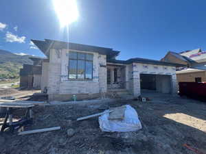 Photo 1 of 581 W SUMMERHILL LN