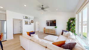 Photo 9 of 2232 W PINNACLE AVE