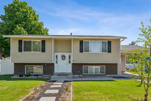 Photo 1 of 222 N 600 ST