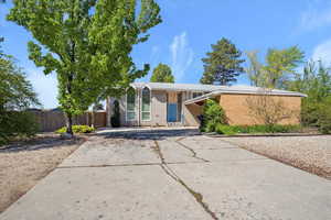 Photo 1 of 7438 S SUNHILL CIR