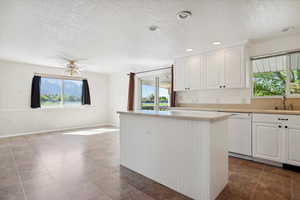 Photo 9 of 7438 S SUNHILL CIR