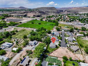 Aerial view featuring a residential view and a mountain view