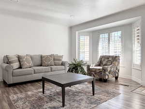 Photo 5 of 443 N MORTON DR
