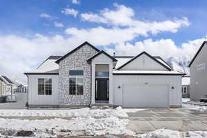 Exterior-Farmhouse elevation