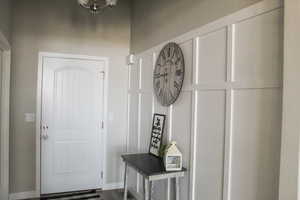 Entryway featuring a chandelier