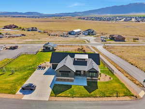 Drone / aerial view featuring a mountain view