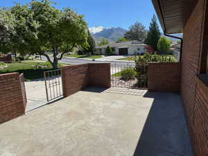 View of patio / terrace featuring a mountain view