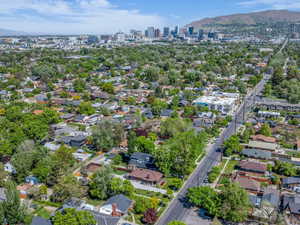 View of property location featuring a city background