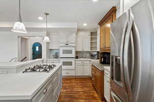 Gas cooktop and double wall oven