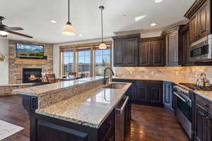 Photo 8 of 9855 N N VISTA DR #104