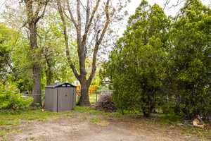 Photo 11 of 2648 S LIBERTY AVE