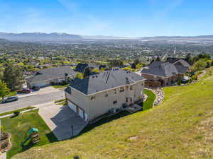 Aerial view featuring a residential view and a mountain view