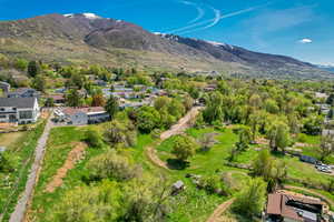 Aerial view with a mountain view and a residential view