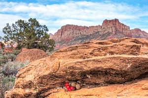 View of mountain feature