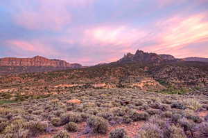 View of mountain feature