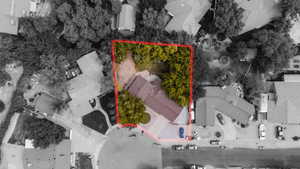 Birds eye view of property