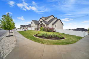 Photo 37 of 125 E CHRISTLEY LN