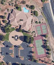 Fitness Center, Indoor/Outdoor Pools, Hot Tub, 2 Pickleball Courts, Tennis Court