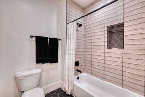Bathroom 5 with a shower/bath combo