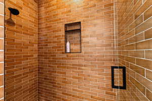 Casita tiled shower. Bathroom 3