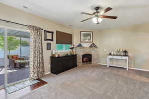 Gas fireplace