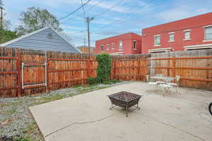 Private, fenced patio