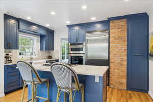 Photo 9 of 1704 E HERBERT AVE