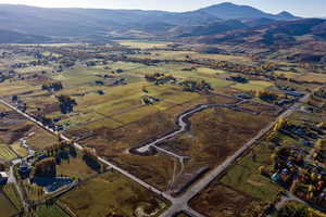 Bird's eye view with a mountain view