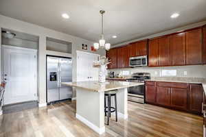 Photo 11 of 1096 S MEADOW WALK DR