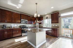Photo 2 of 1096 S MEADOW WALK DR