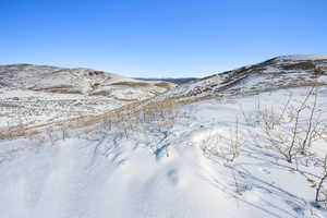 View of mountain feature