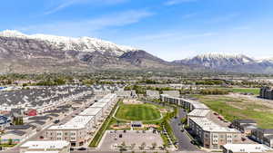 Drone / aerial view featuring a mountain view