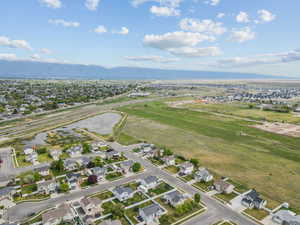 Birds eye view of property featuring a residential view