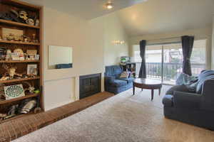 Photo 5 of 1091  COUNTRY HILLS DR #306