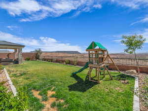 Photo 11 of 789 W MINCIO