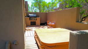 Hot tub and barbaque area