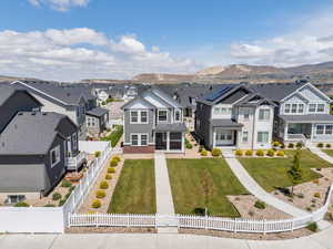 View of front facade featuring a residential view and a mountain view