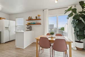 Photo 6 of 403 E CULROSS LN