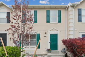 Photo 2 of 403 E CULROSS LN